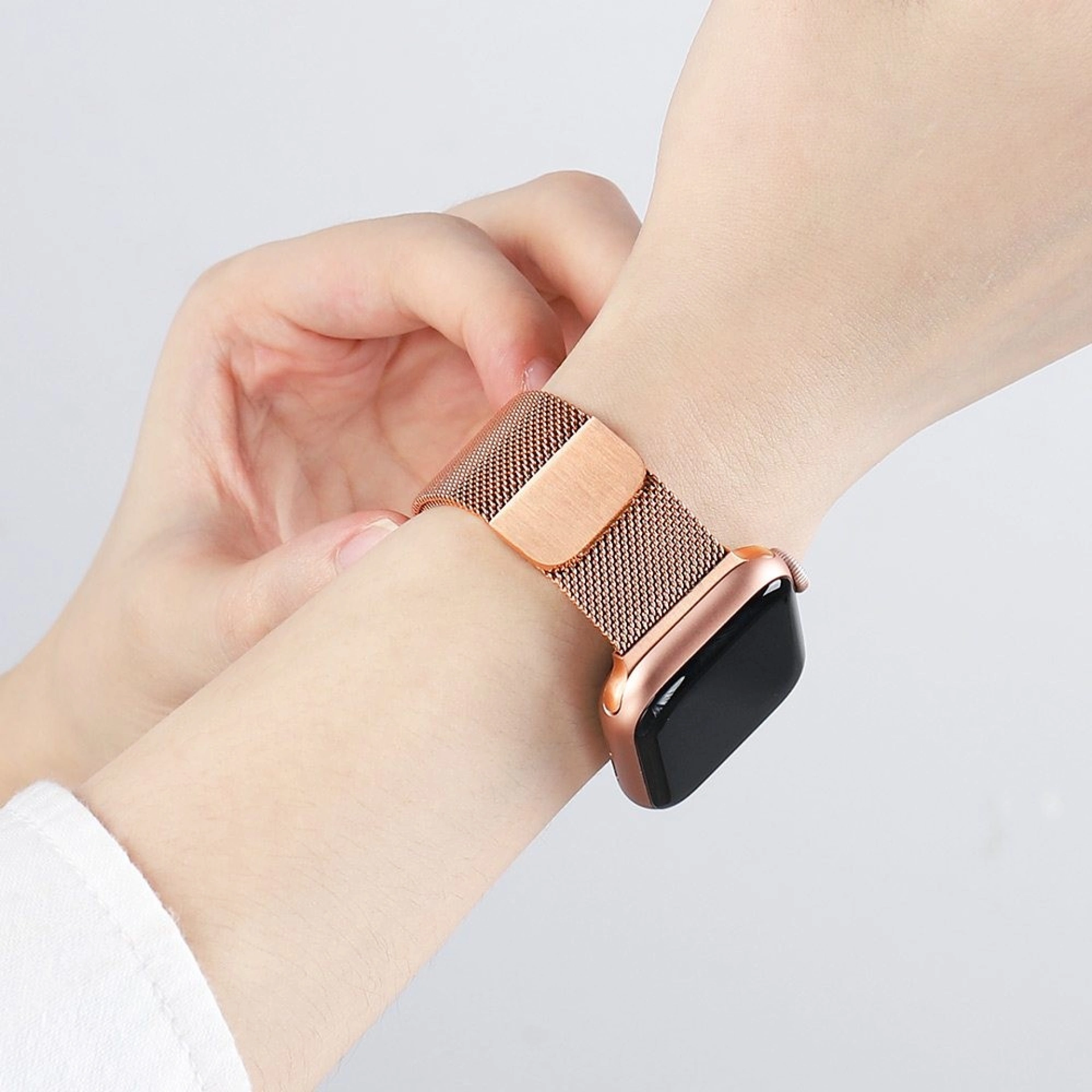Milanese Loop Bracelet
