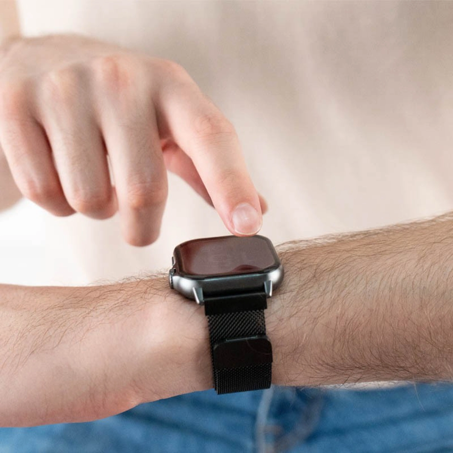Milanese Smartwatch Bracelet iS