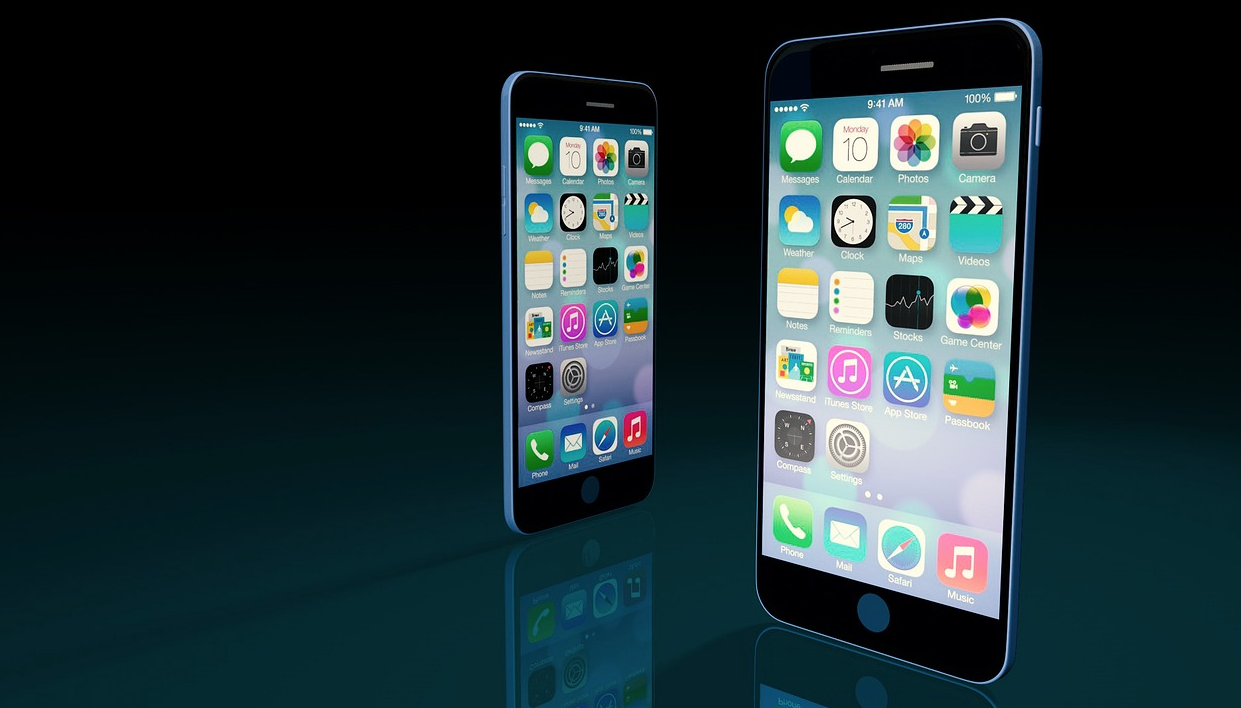 Tim Cook promotes a revolutionary iPhone 7