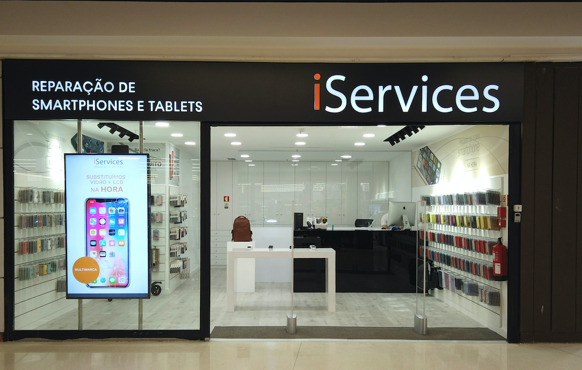 Cell phone repair: We have the best service!