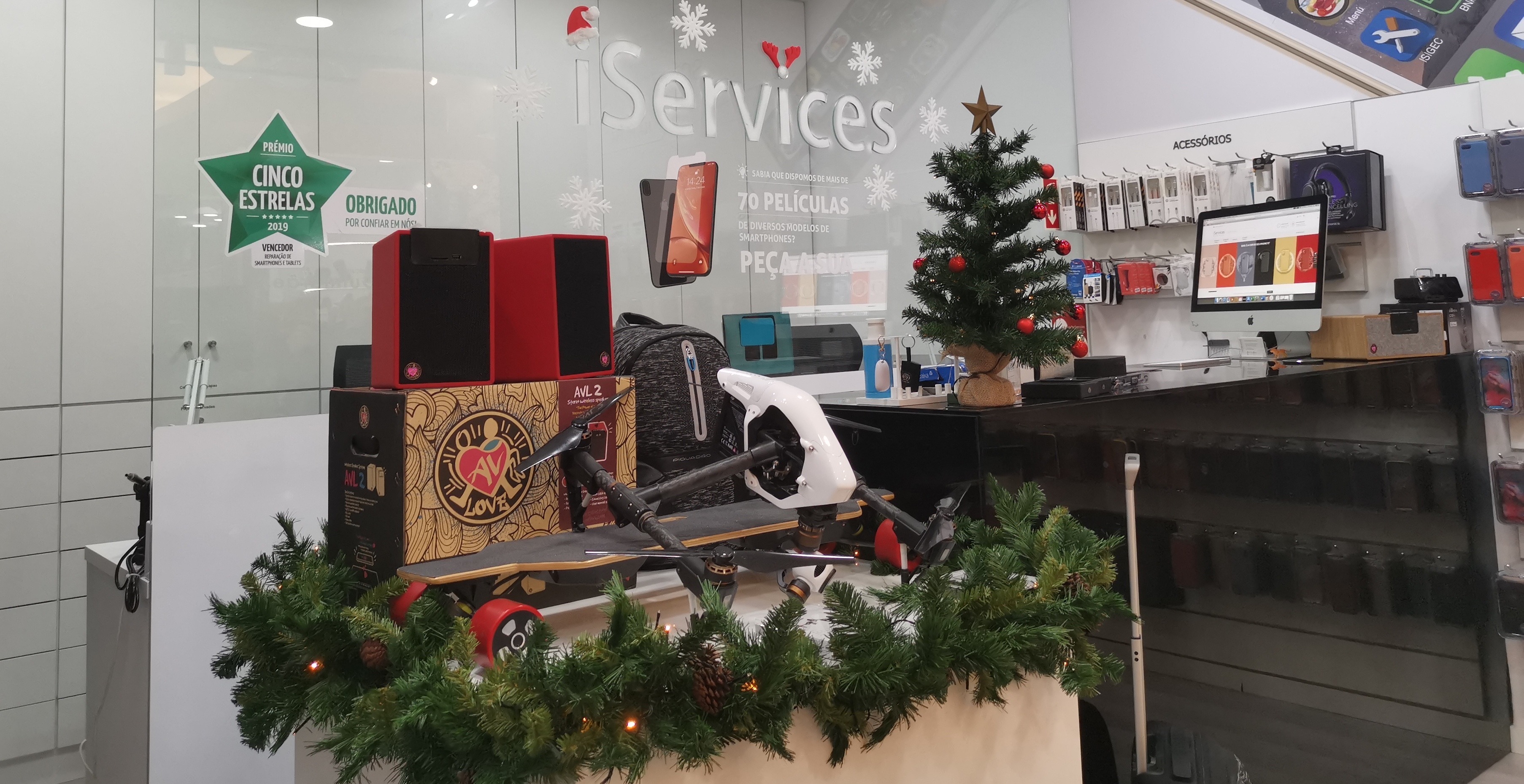 Christmas is with iServices!?