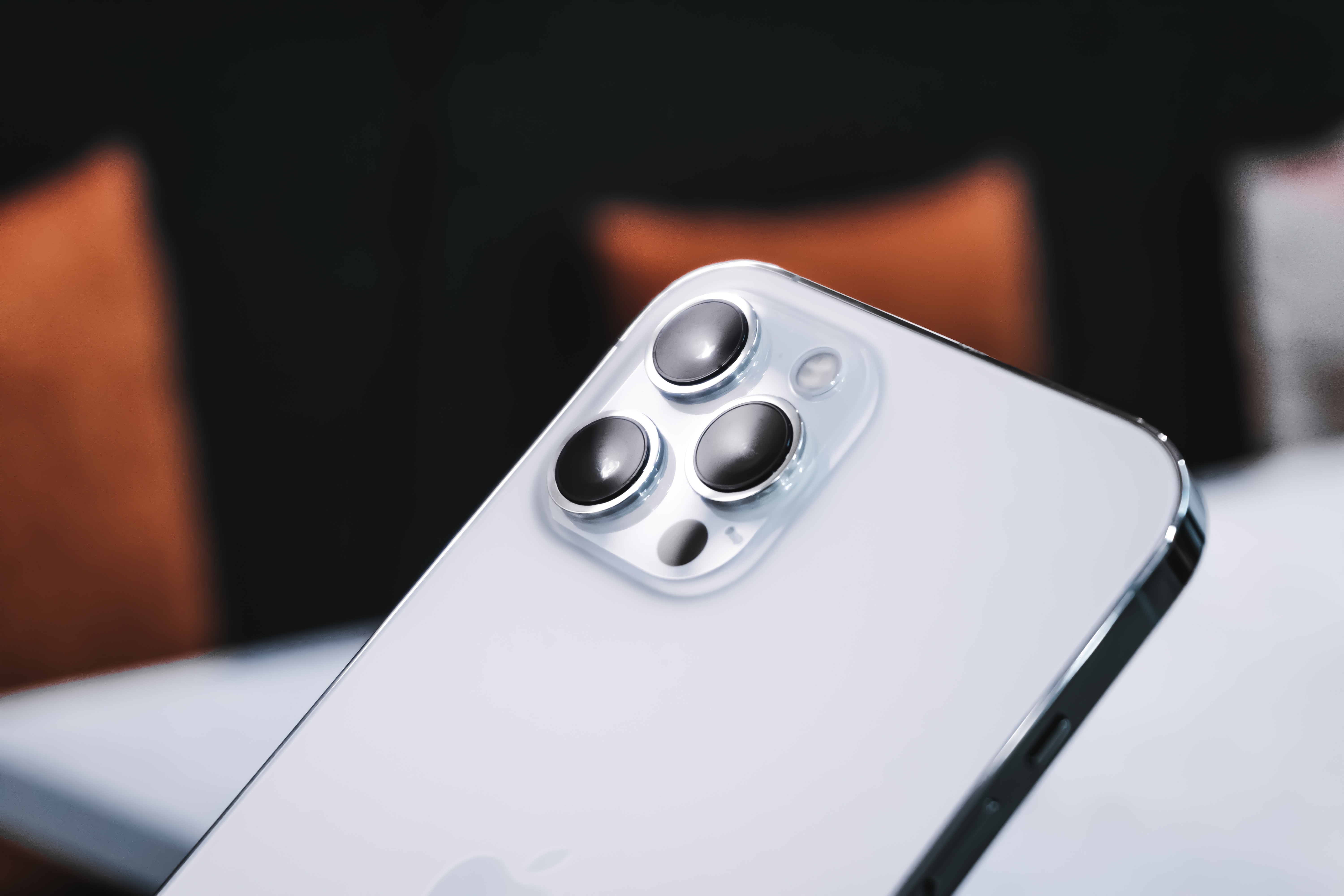 iPhone, Huawei or Xiaomi: which has the best cameras?