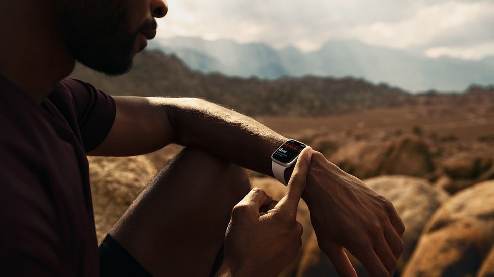 The Apple Watch 7 screen proves it: size matters!