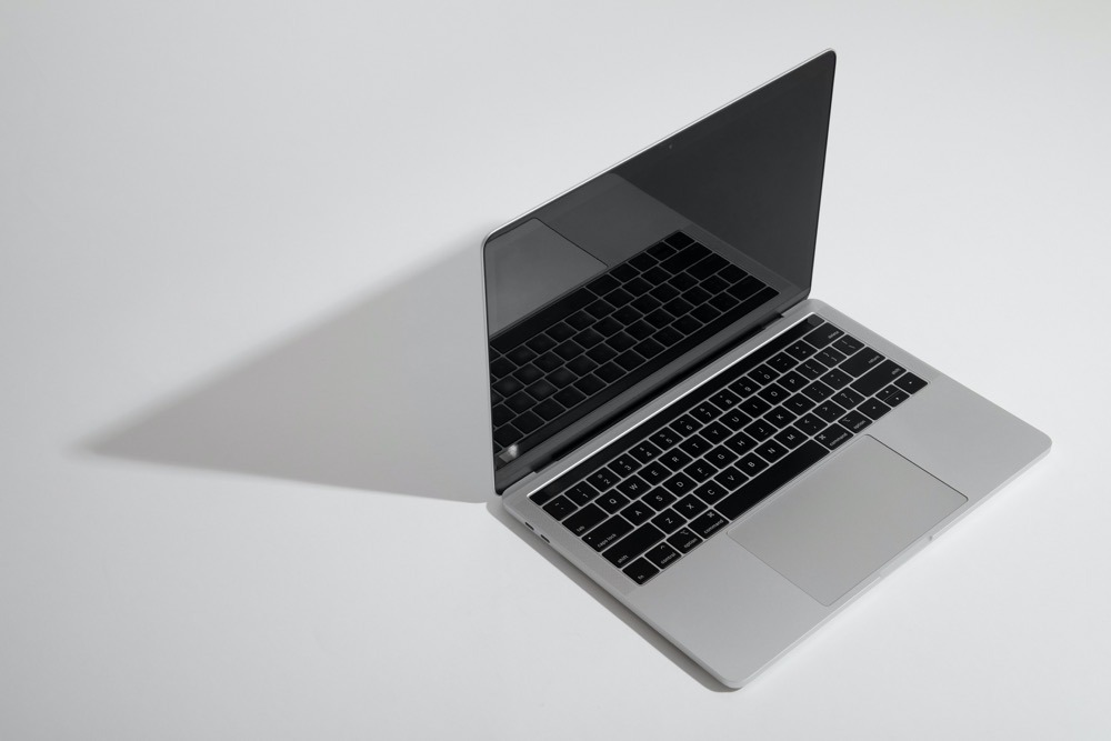 What do we know so far about the new 2022 Macbook?