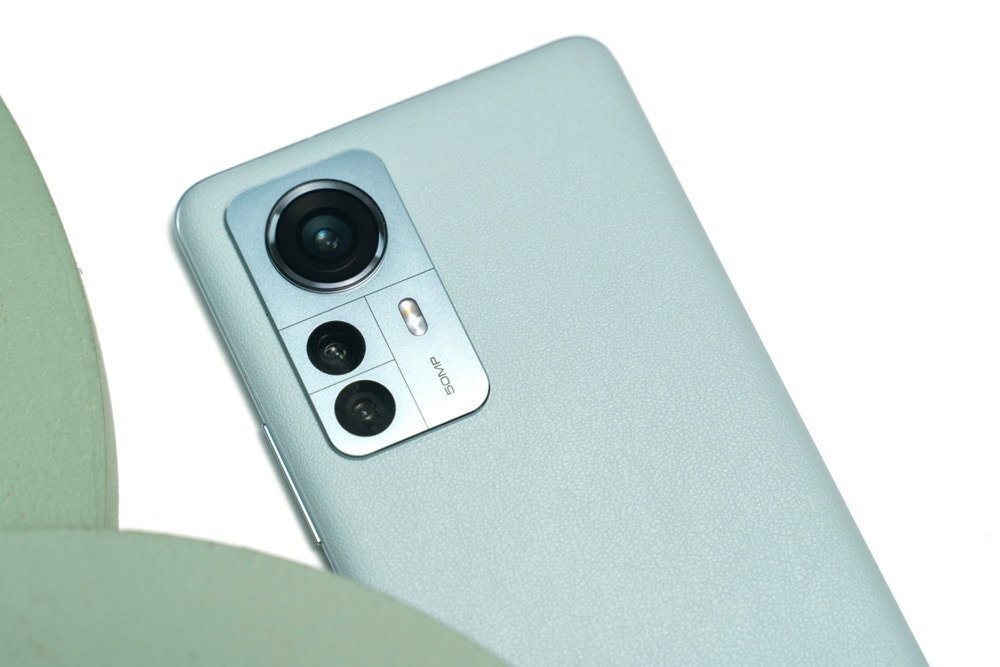 Xiaomi 12 series screens receive top marks