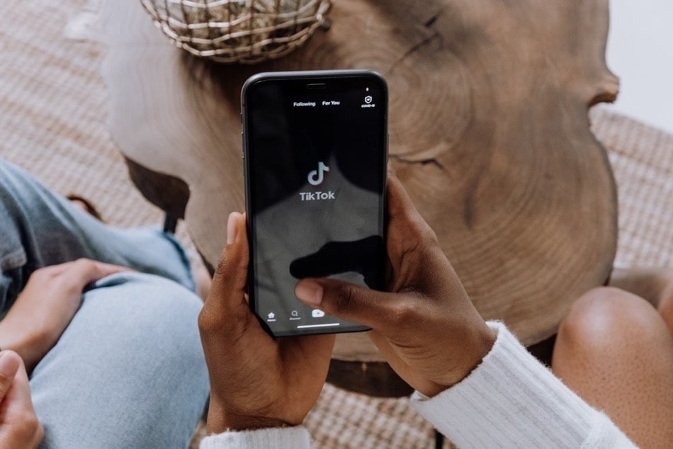 Tik Tok is testing “dislike” button