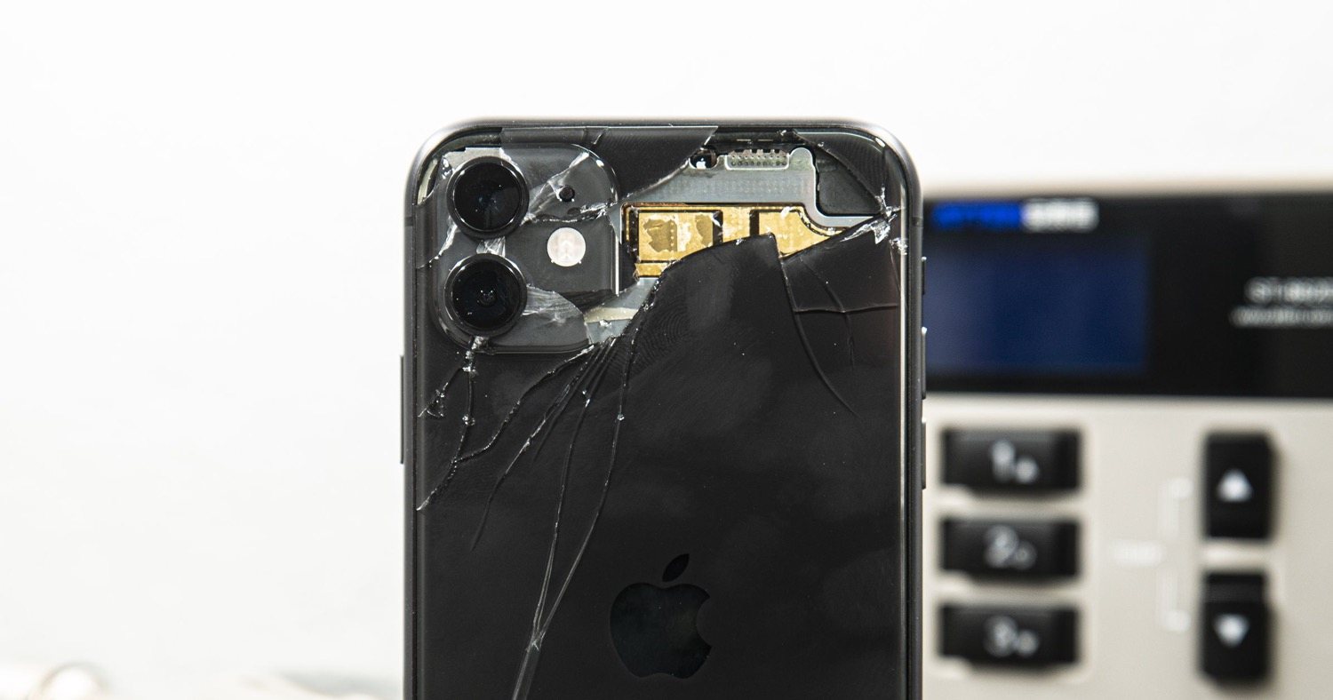What are the most common malfunctions in phone cameras?