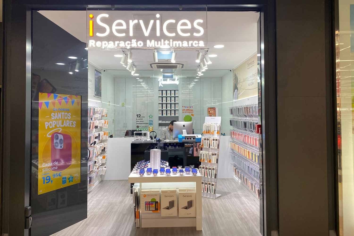 Hello, Avenida do Brasil! We opened iServices Famalicão!
