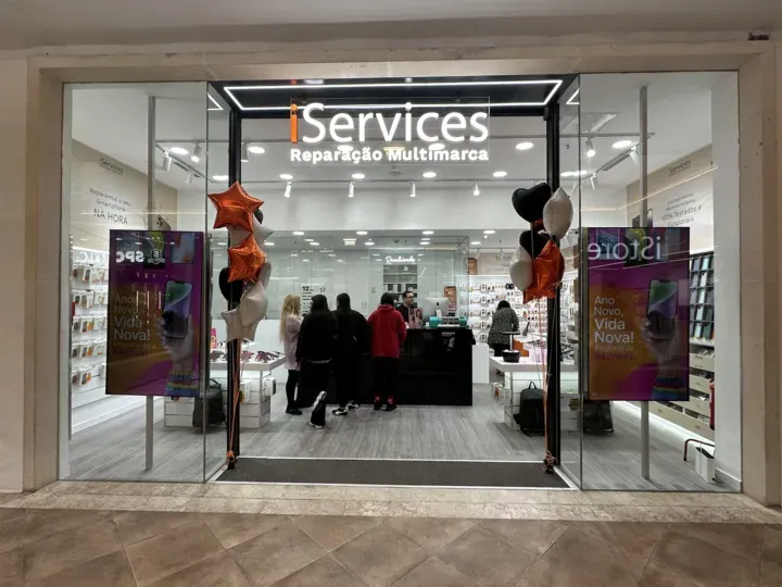 iServices opens store in AlgarveShopping!
